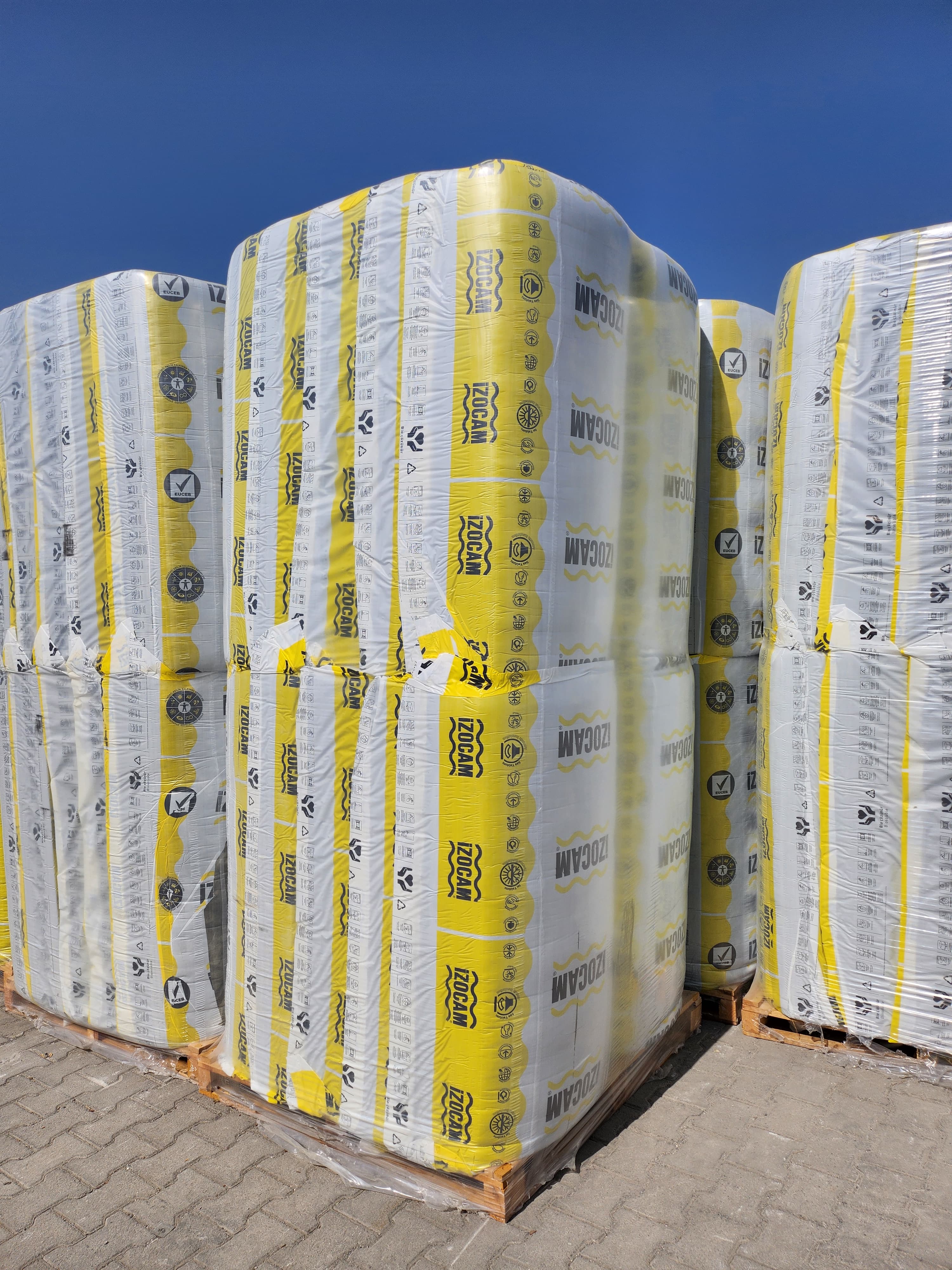 Öz Doğuş Yapı Market, Malatya’da inşaat yapı malzemeleri alanında toptan ve perakende satış hizmeti sunan, iki şubesiyle bölgenin güvenilir yapı marketlerinden biridir. İzocam ısı yalıtım ürünleri, alçıpan ve alçıpan aksesuarları, sandwich panel, trapez sac, profil boru, betopan, OSB, XPS ve EPS yalıtım levhaları, mineral yün, tel örgü, köşebent, Grandex ürünleri ve prefabrik ev malzemeleri geniş ürün yelpazemizle Malatya ve çevresine kaliteli çözümler sunmaktayız. Profesyonel hizmet anlayışı, uygun fiyat politikası ve güçlü stok kapasitesiyle Öz Doğuş Yapı Market, konut, sanayi ve prefabrik yapı projeleri için güvenilir yapı malzemeleri tedarikçisidir.